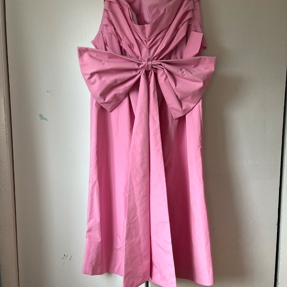 NWT never worn Eloquii Pleated Bodice Bow Detail Dress - Picture 6 of 7